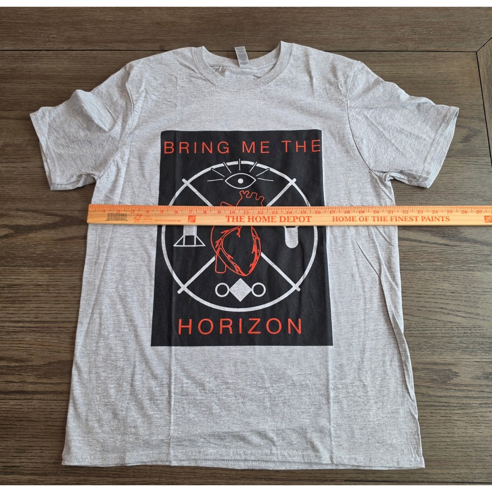 Bring Me The Horizon Band Tee Grey Heart Graphic Shirt Large NWOT - Picture 5 of 5